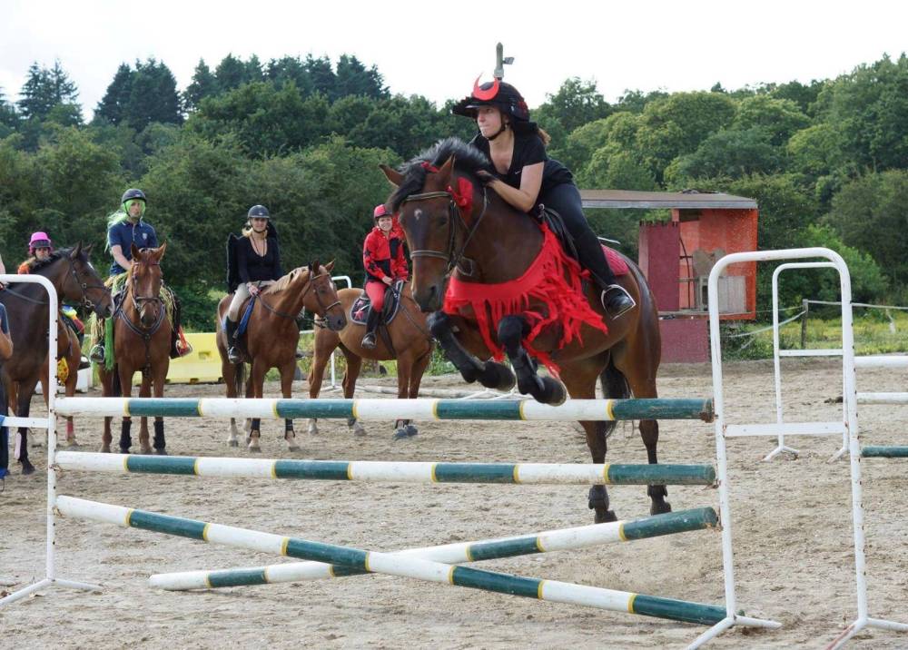 saut-costume